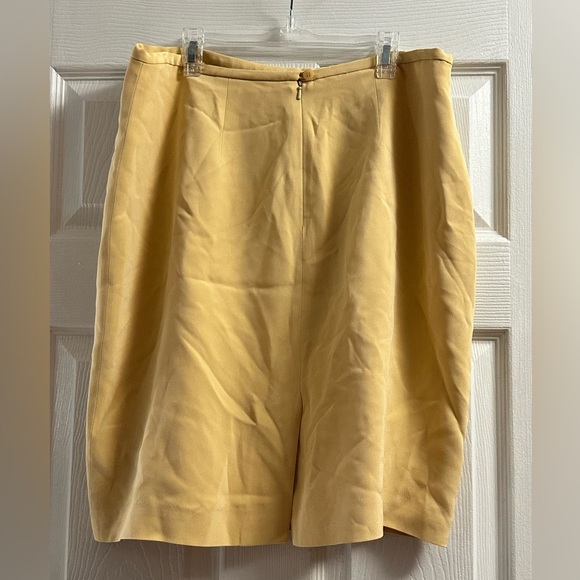 VINTAGE Silk Skirt, Size 14 - Picture 3 of 7